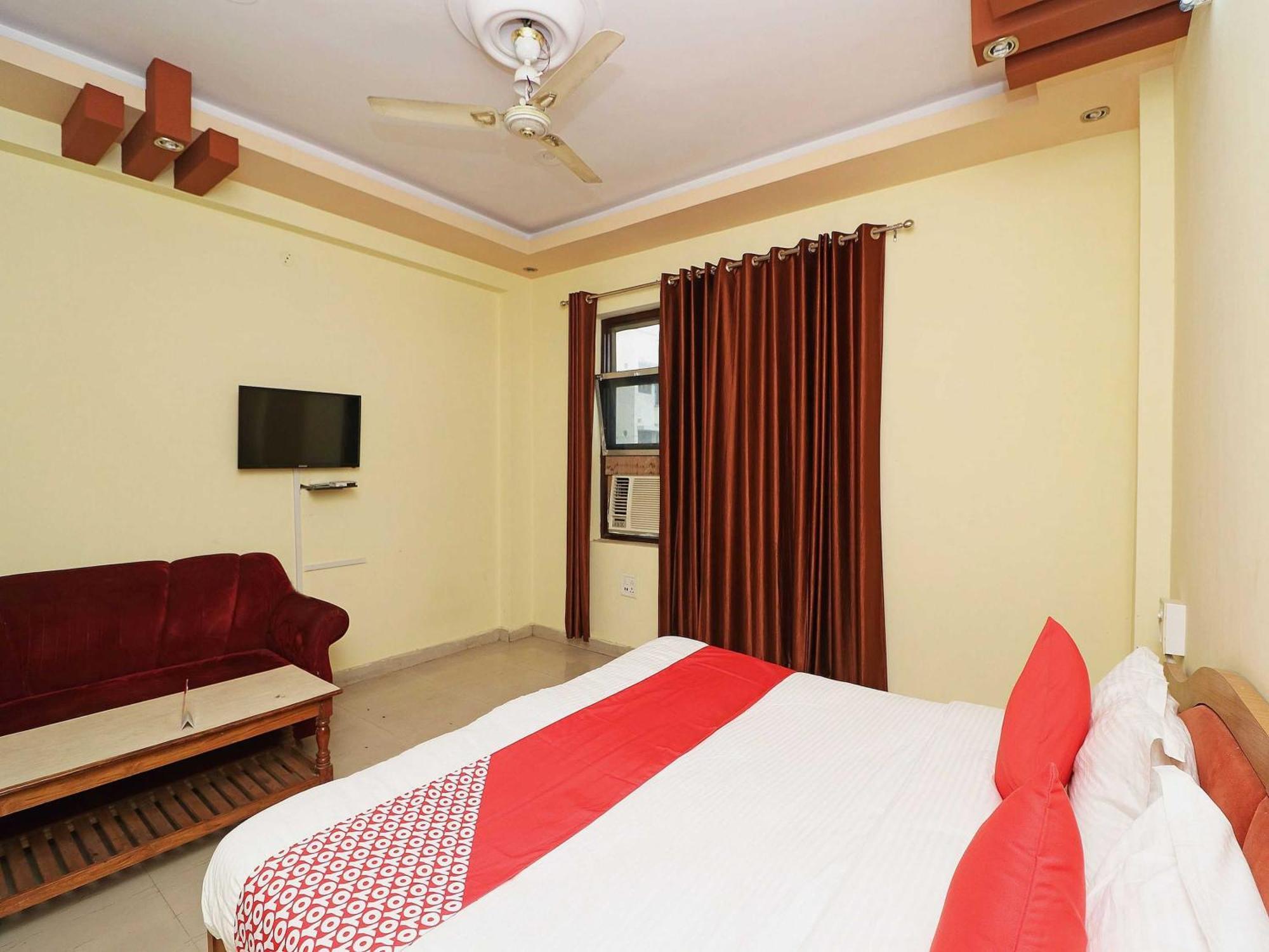 Oyo Flagship 12775 Bharat Plaza Hotel Kota  Exterior foto